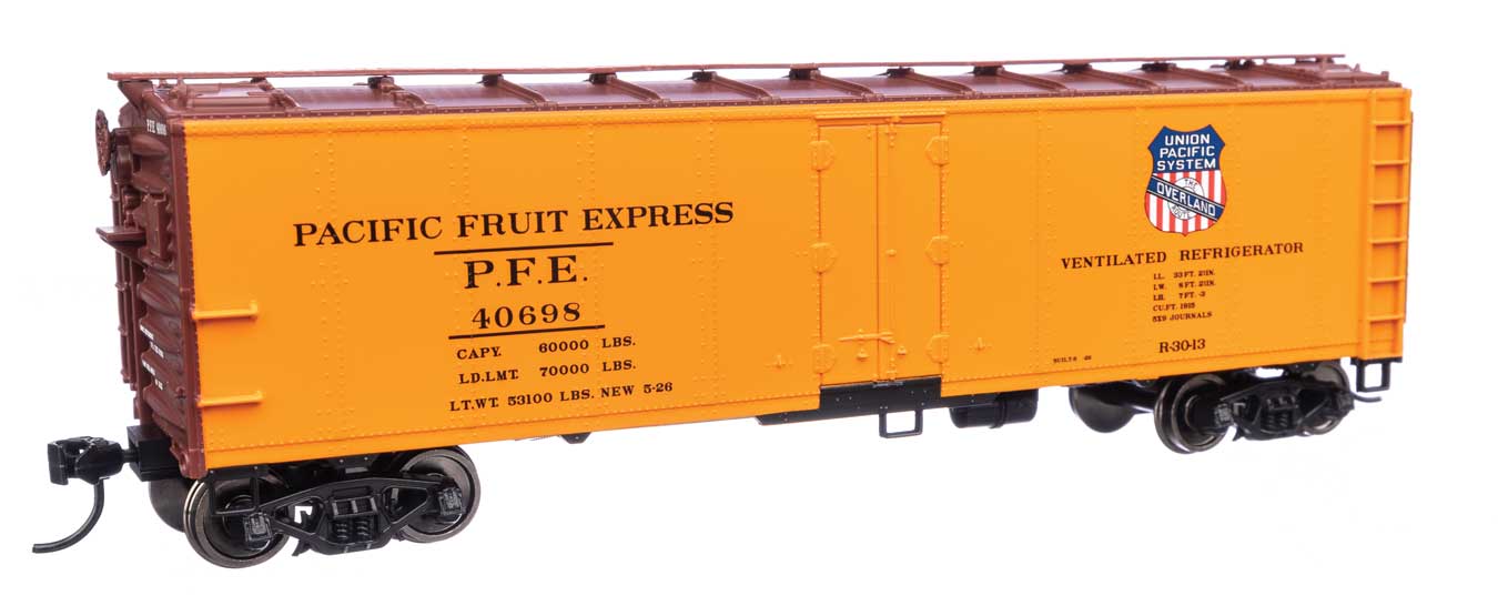 Walthers Mainline HO Scale Pacific Fruit Express #40698 Overland logo 40' Steel Reefer with Dreadnaught Ends