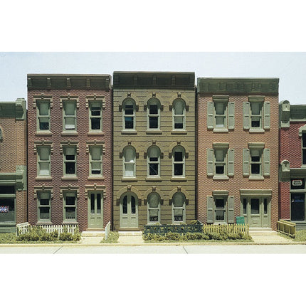 Woodland Scenics HO Scale Townhouse Flats//3 Fronts DPM Kit