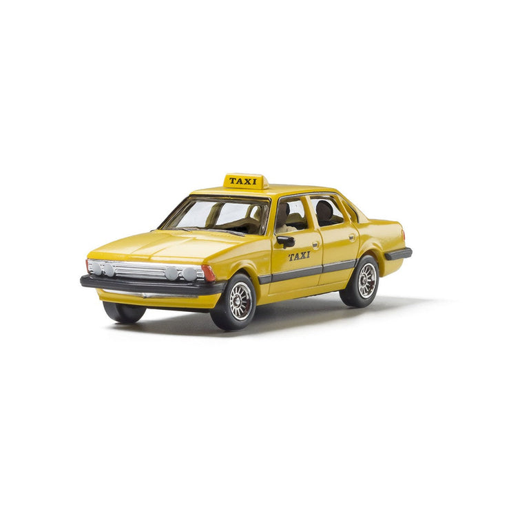 Woodland Scenics HO Scale Taxi Modern Era Vehicles