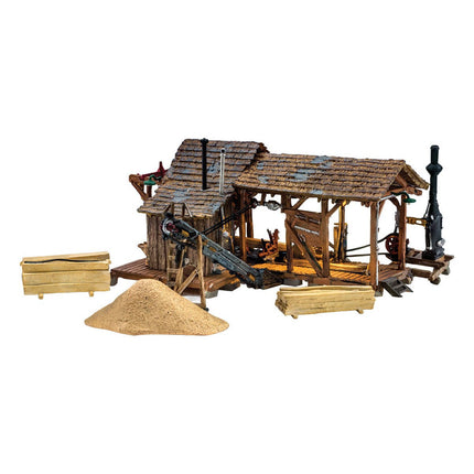 Woodland Scenics HO Scale Buzz's Sawmill Built and Ready