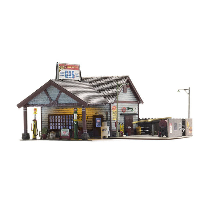 Woodland Scenics HO Scale Ethyl's Gas & Service Built and Ready