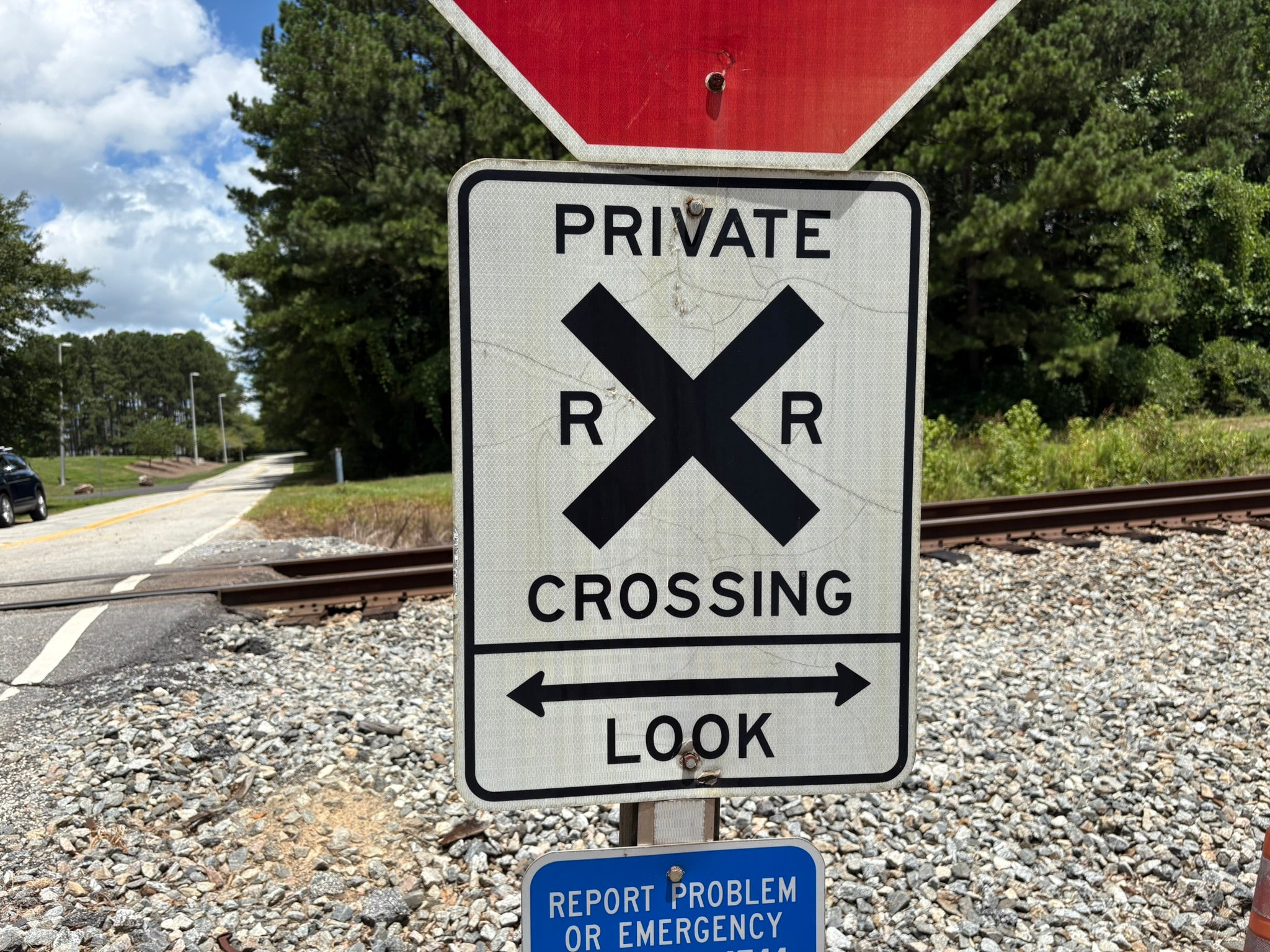 R R Crossing Sign N Scale - Private Railroad Crossing Sign - 1 Sign – Train Supply