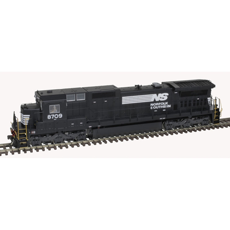 Atlas HO Norfolk Southern #8705 Dash 8-40C DC/Silver