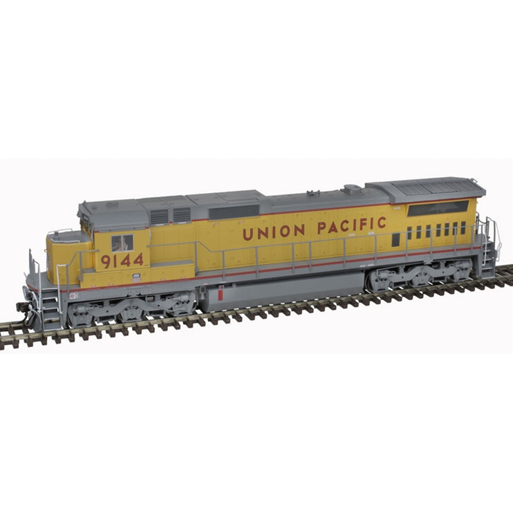 Atlas HO Union Pacific #9129 Dash 8-40C DC/Silver